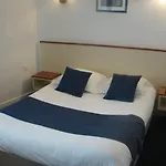 Hotell Iena 2*