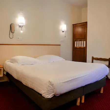 Hotel Iena 2*